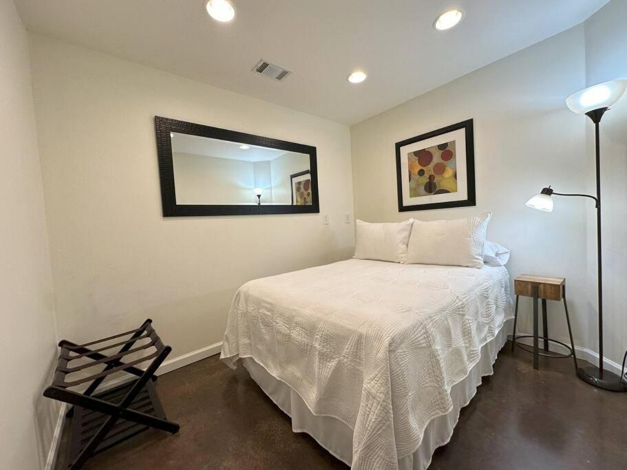 Appartamento Haven At Hazel~Downtown Loft Demorest Esterno foto