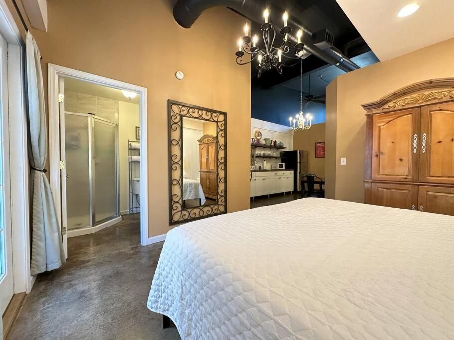 Appartamento Haven At Hazel~Downtown Loft Demorest Esterno foto