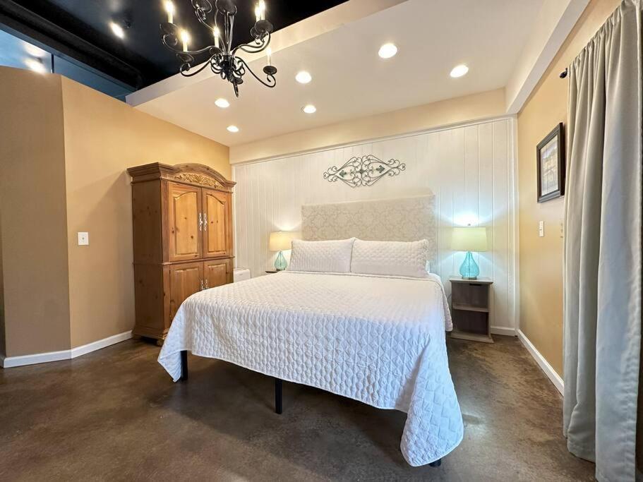 Appartamento Haven At Hazel~Downtown Loft Demorest Esterno foto